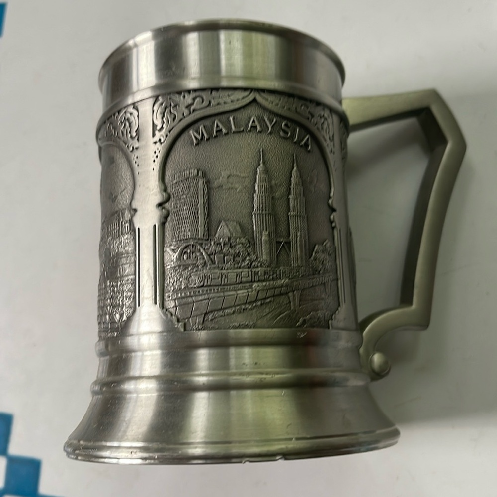 SELWIN PEWTER MUG  4 inches tall MALAYSIA SEENS